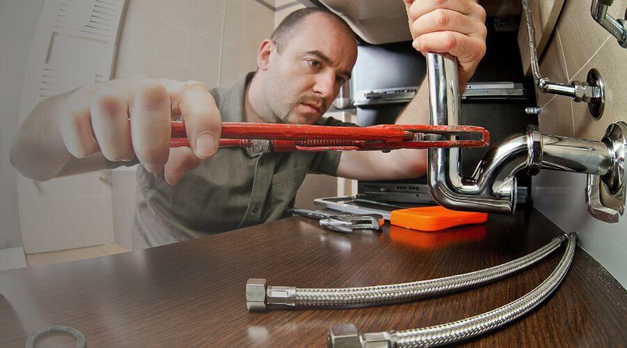 Expert burst pipe repair services in Eagletown, OK